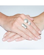  Серебряное кольцо с фианитами Интрига