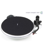 Pro-Ject RPM 1 Carbon 2M Red White