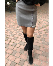 Юбки  Ассиметричная трикотажная юбка с пуговицами и белой полоской LUREX - серый цвет, M (есть размеры) фото